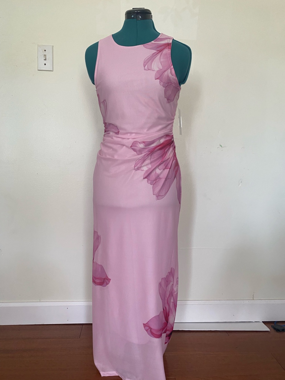 Sleeveless Pink Floral Evening Gown